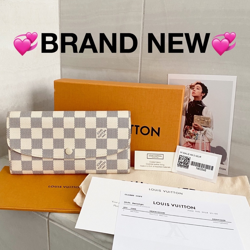 💎✨EMILIE WALLET✨💎 Damier Azur Louis Vuitton Auth